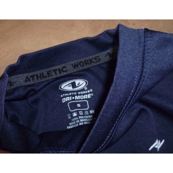 5/$25 - DRI More Long sleeve shirt size 5 - Picture 2 of 2